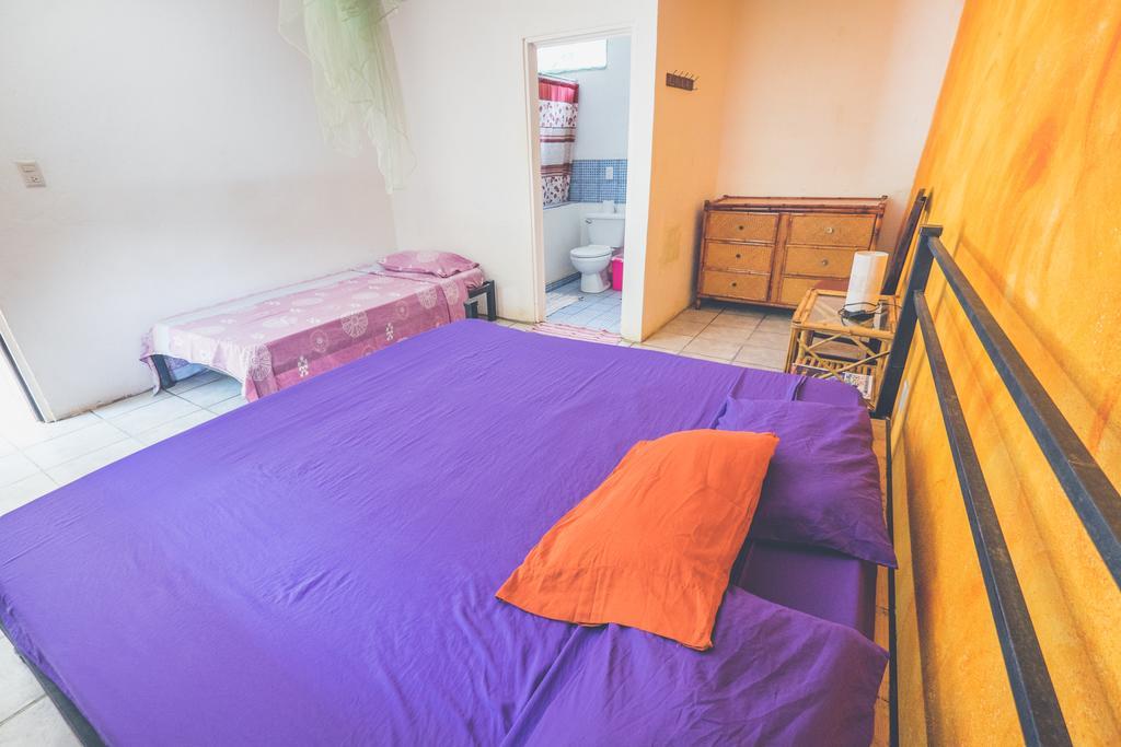 Pura Vida Hostel Тамариндо Екстер'єр фото