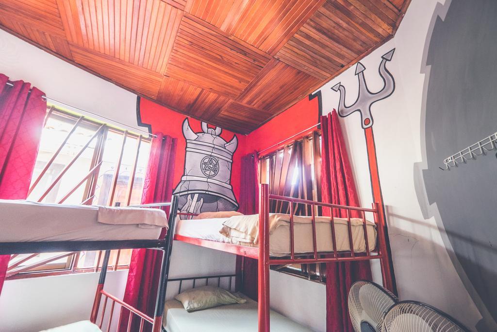 Pura Vida Hostel Тамариндо Екстер'єр фото