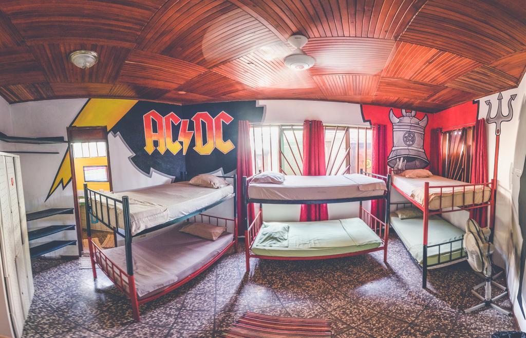 Pura Vida Hostel Тамариндо Екстер'єр фото