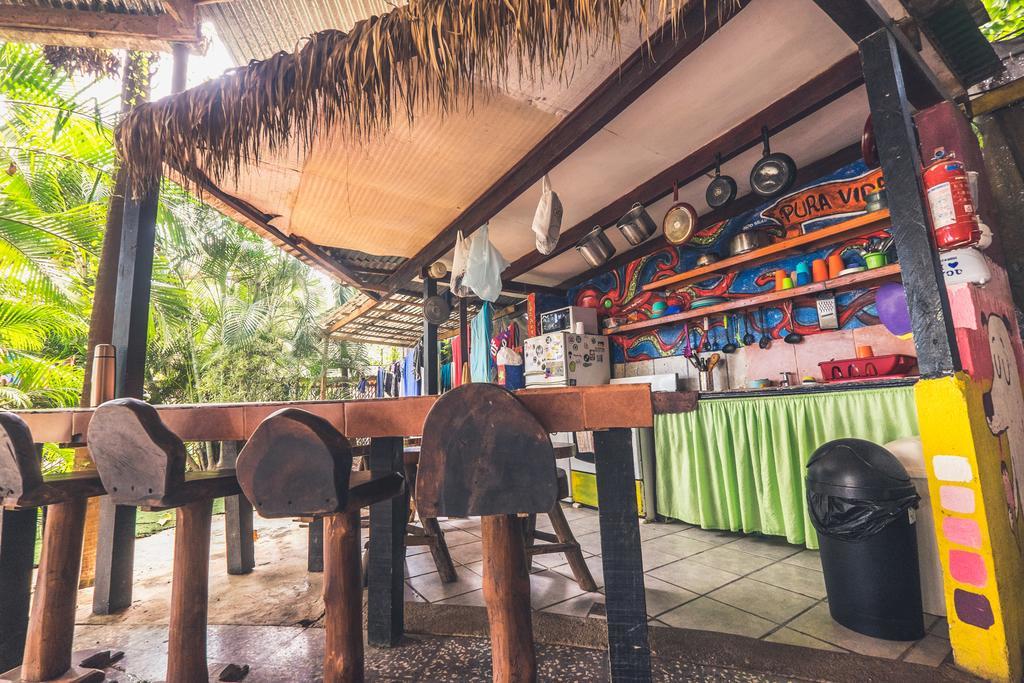 Pura Vida Hostel Тамариндо Екстер'єр фото